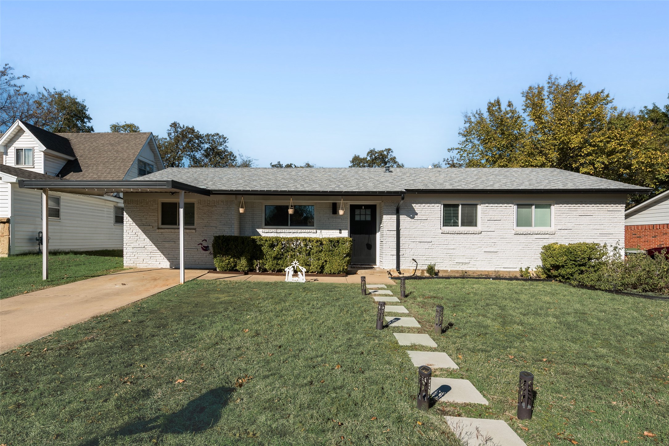 756 Briarwood Lane