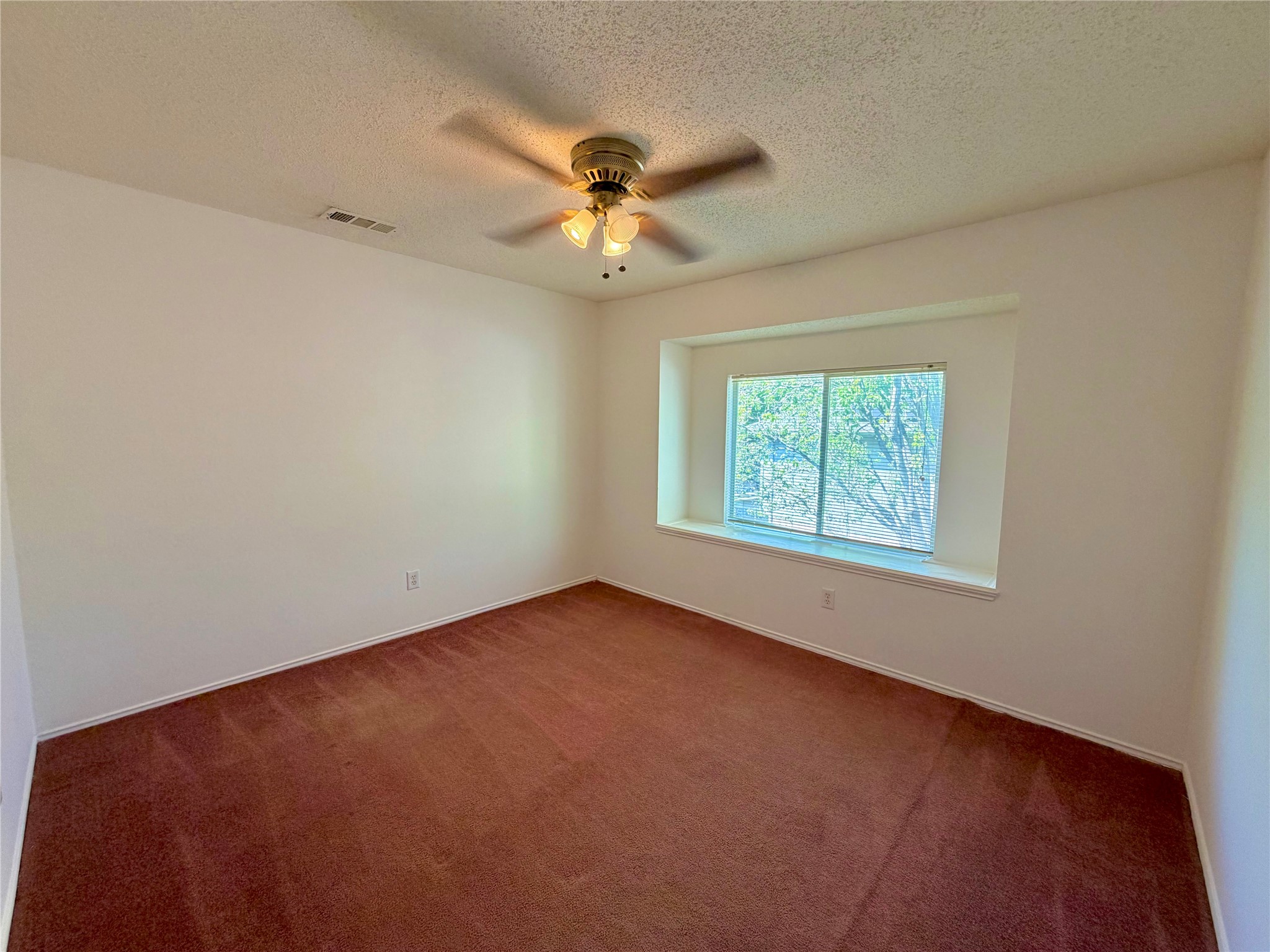 5518 Heathercrest Drive