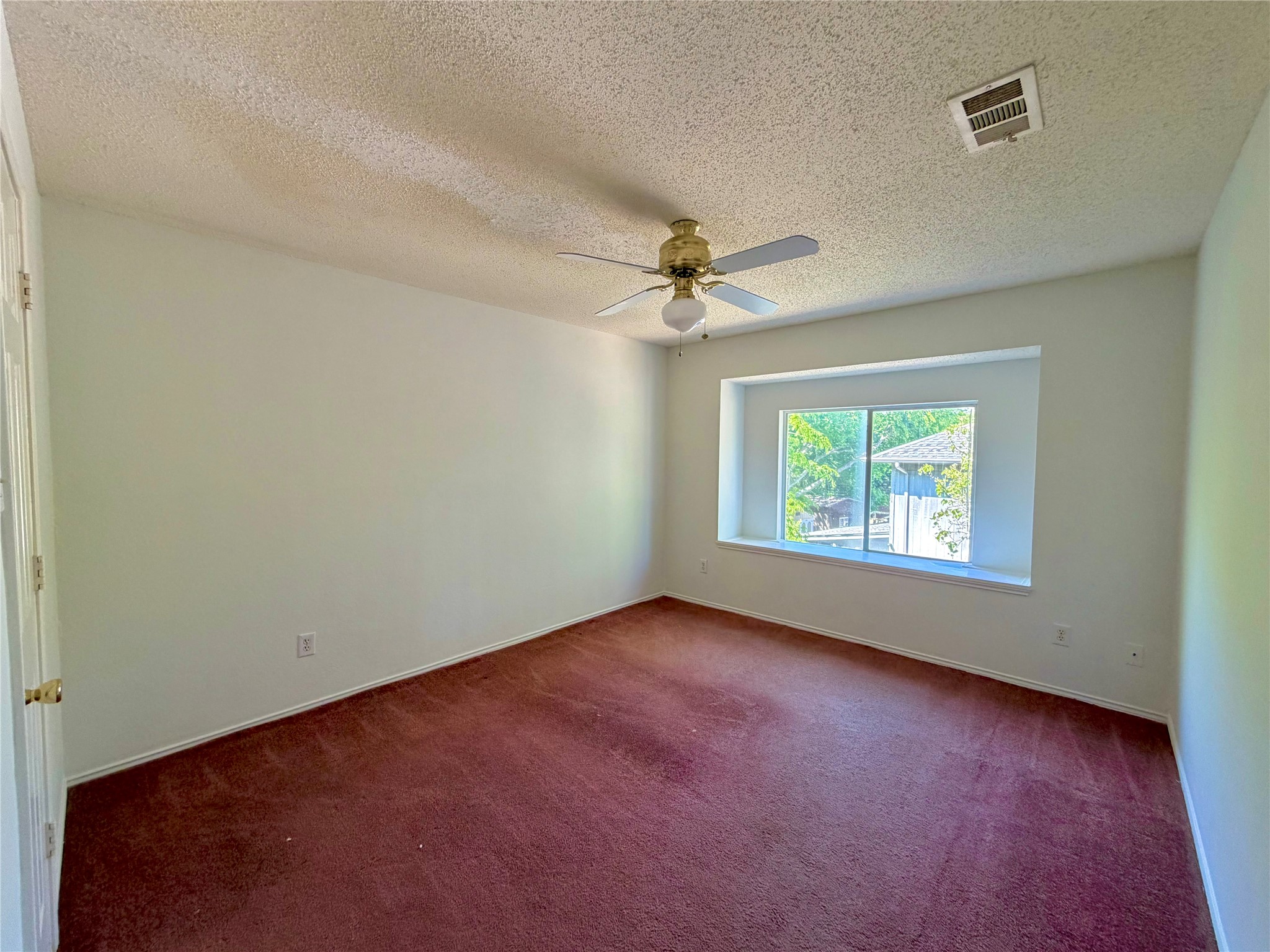 5518 Heathercrest Drive