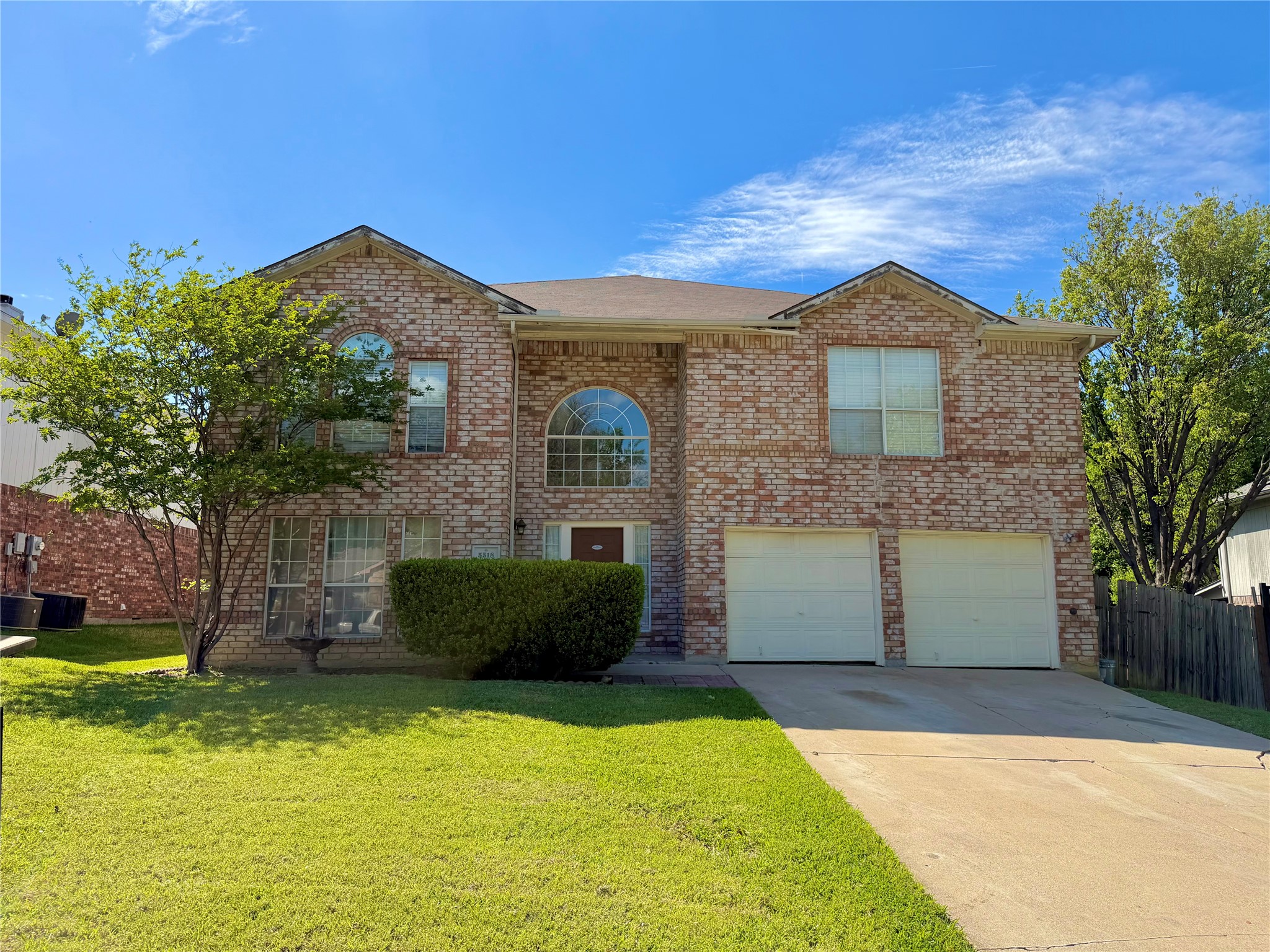 5518 Heathercrest Drive