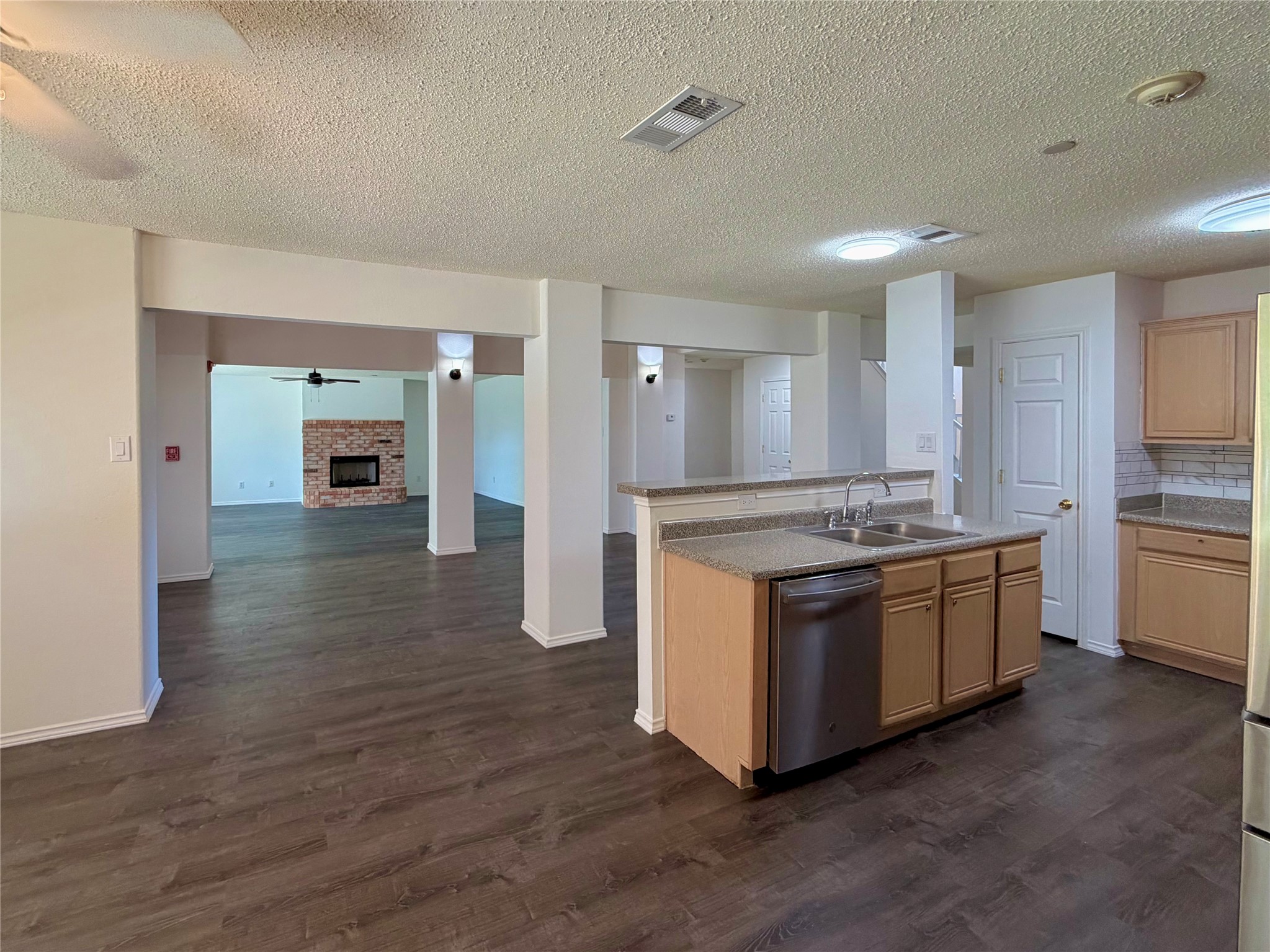 5518 Heathercrest Drive