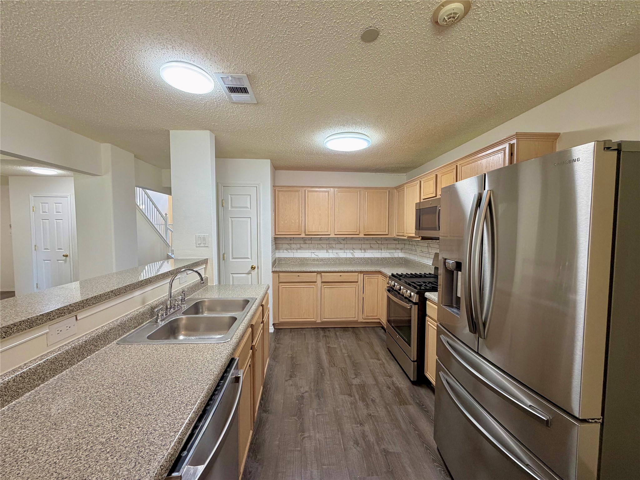 5518 Heathercrest Drive