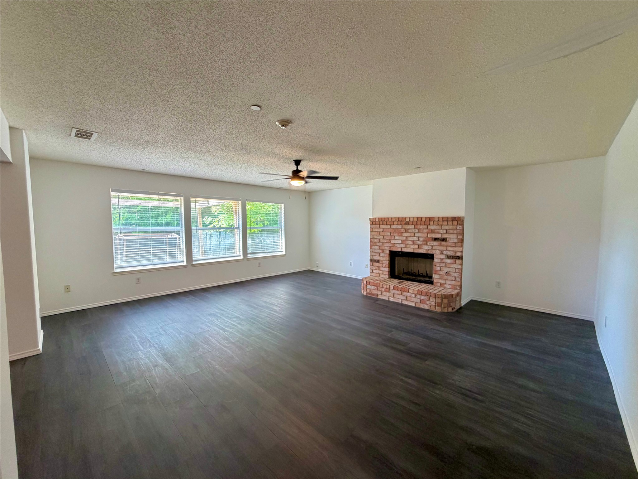 5518 Heathercrest Drive