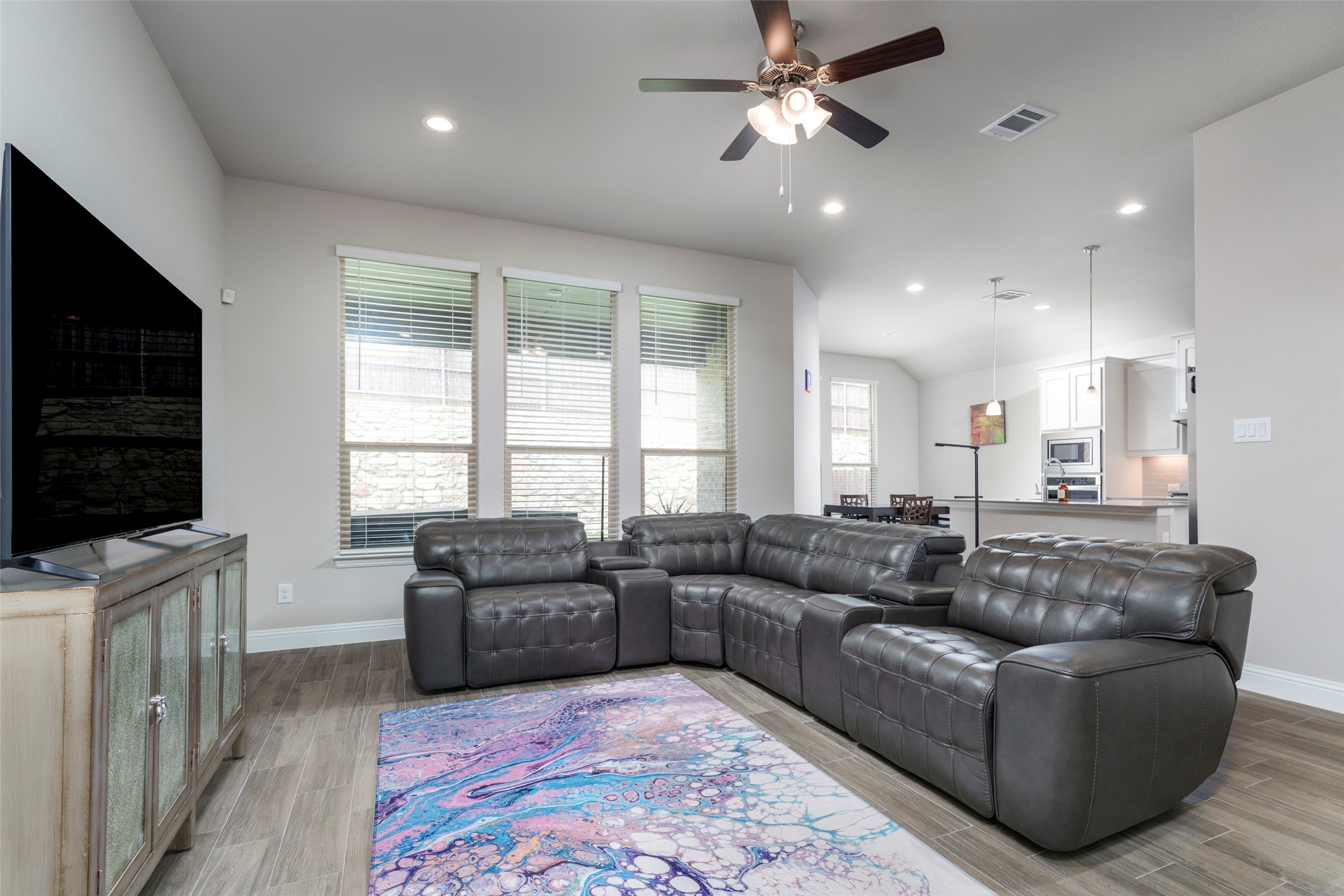 3648 Walnut Ridge Drive