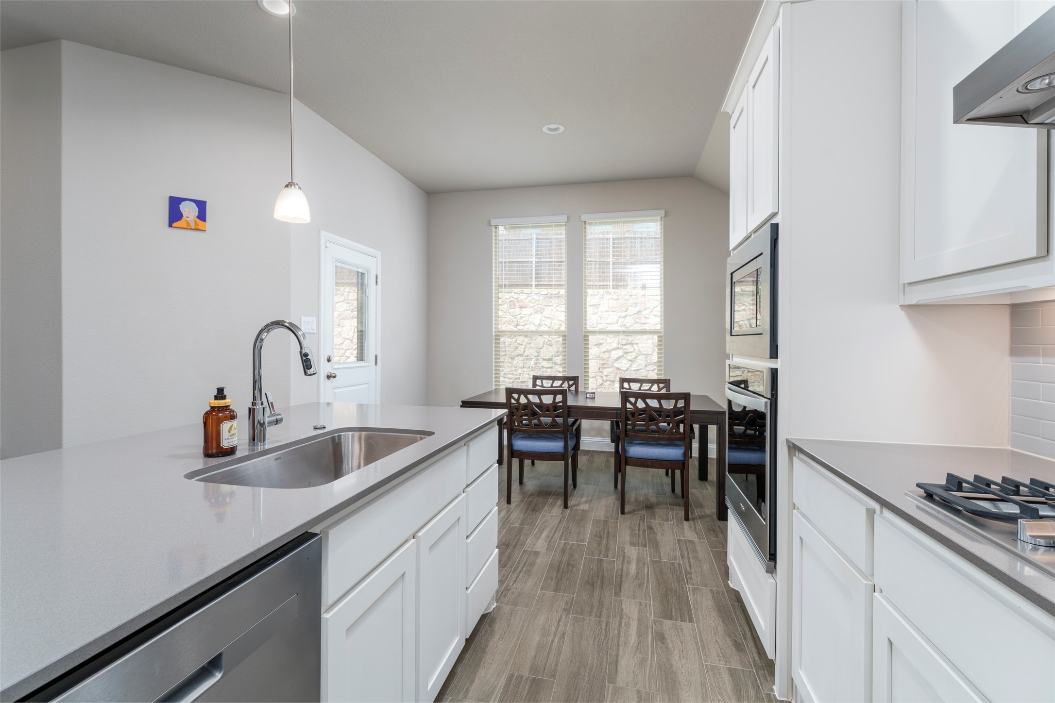 3648 Walnut Ridge Drive