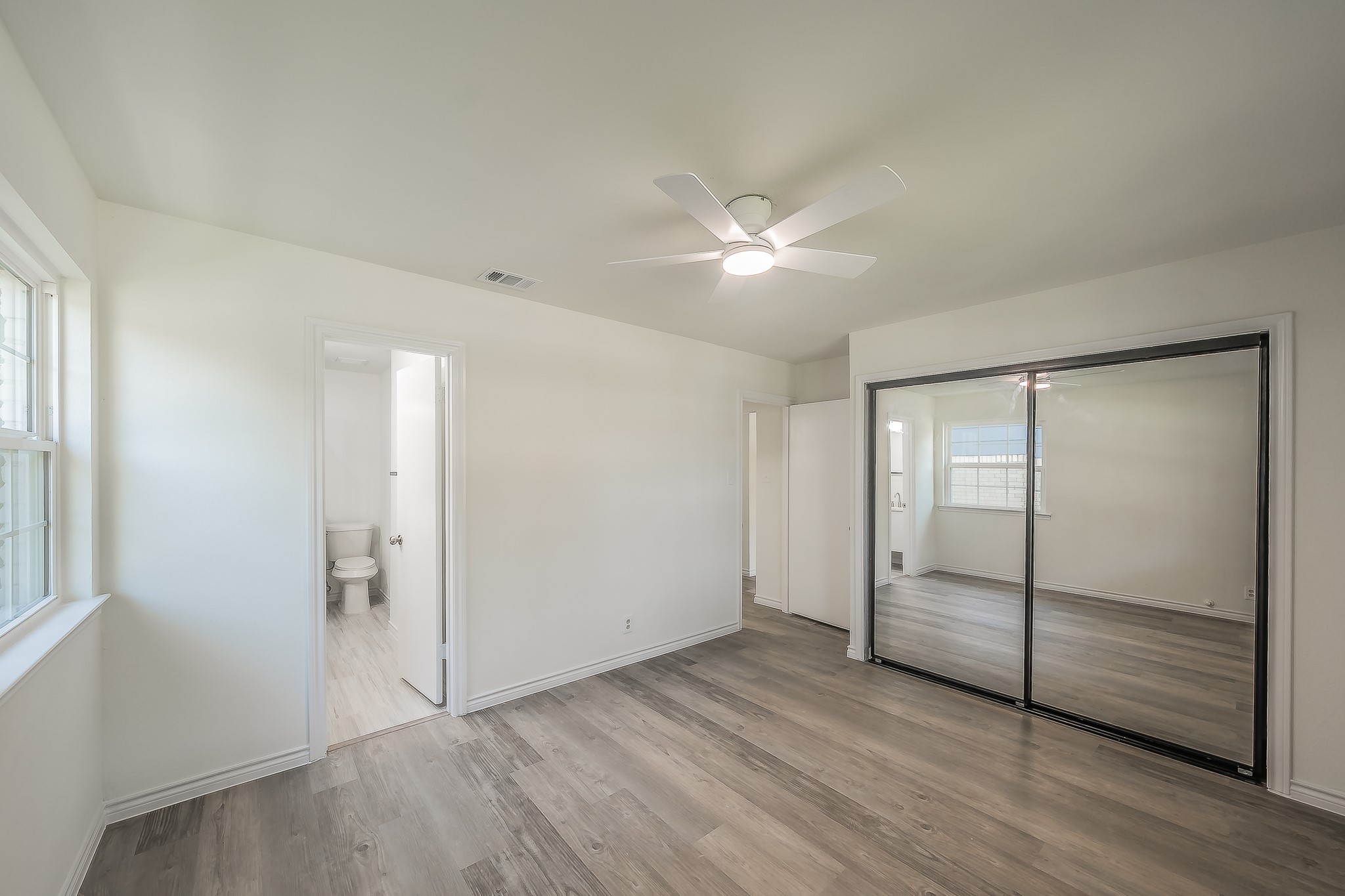 6 Honor Oak Lane