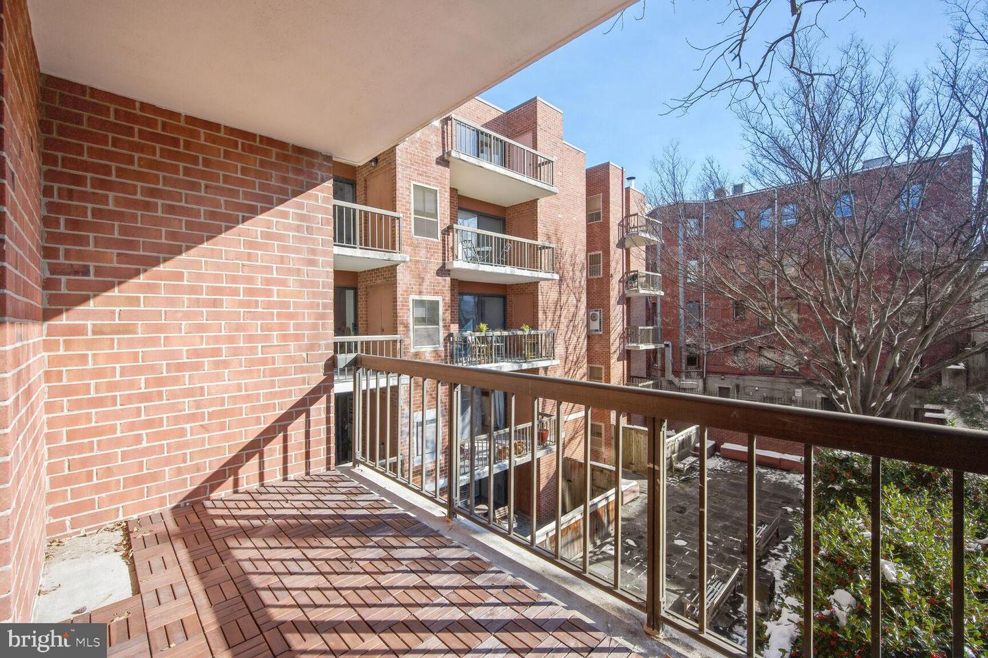 2320 Wisconsin Ave NW #311