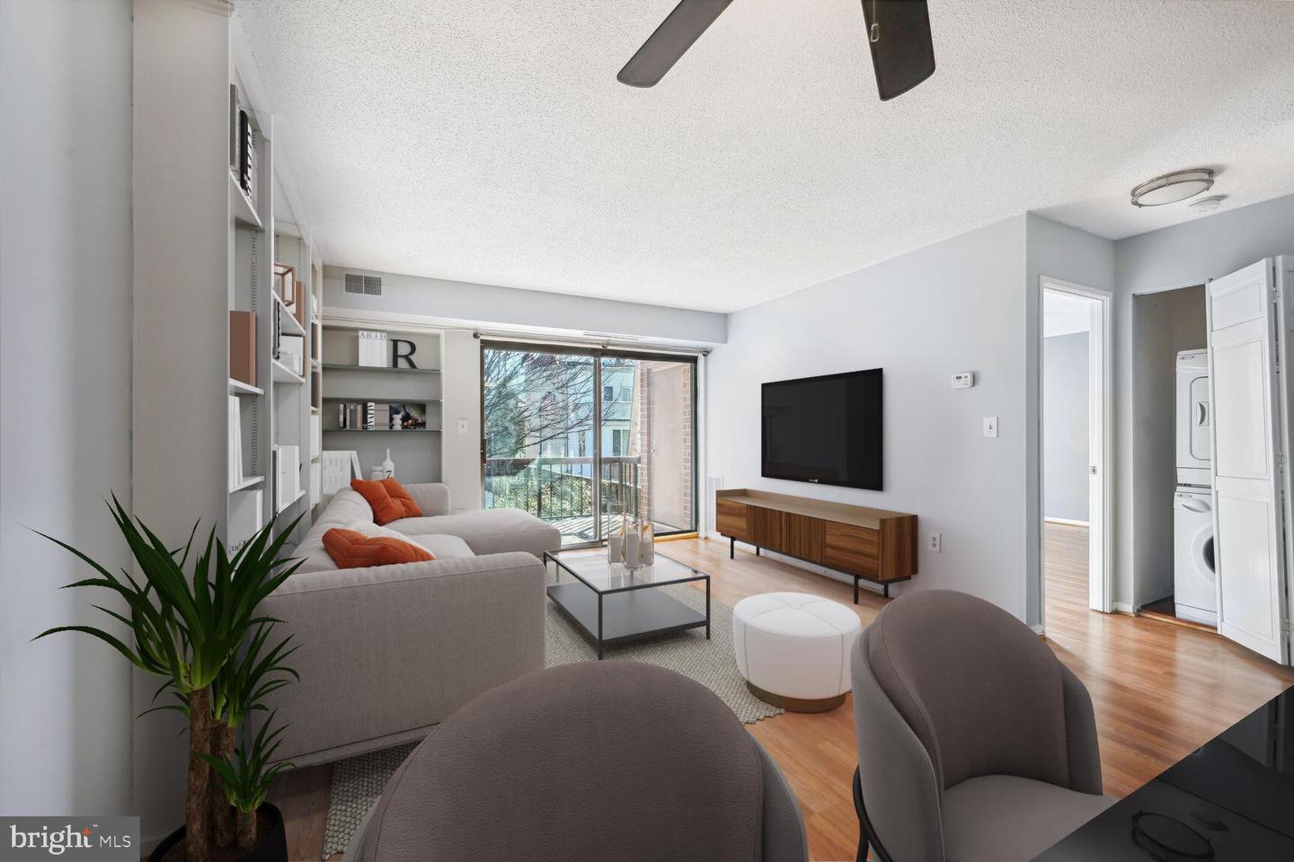 2320 Wisconsin Ave NW #311