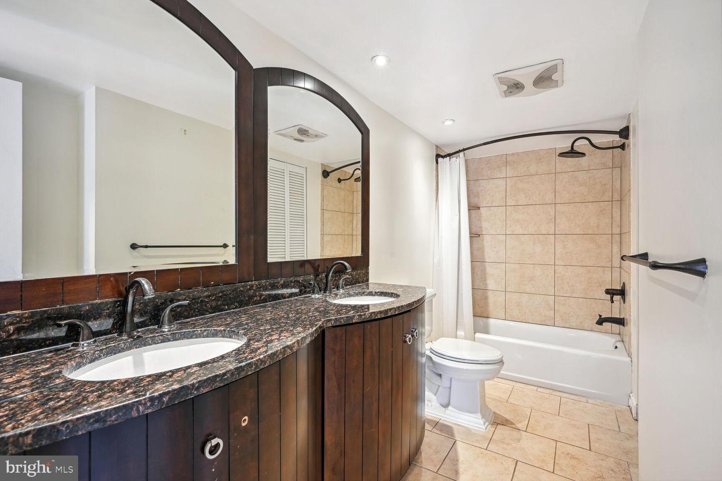 2320 Wisconsin Ave NW #311