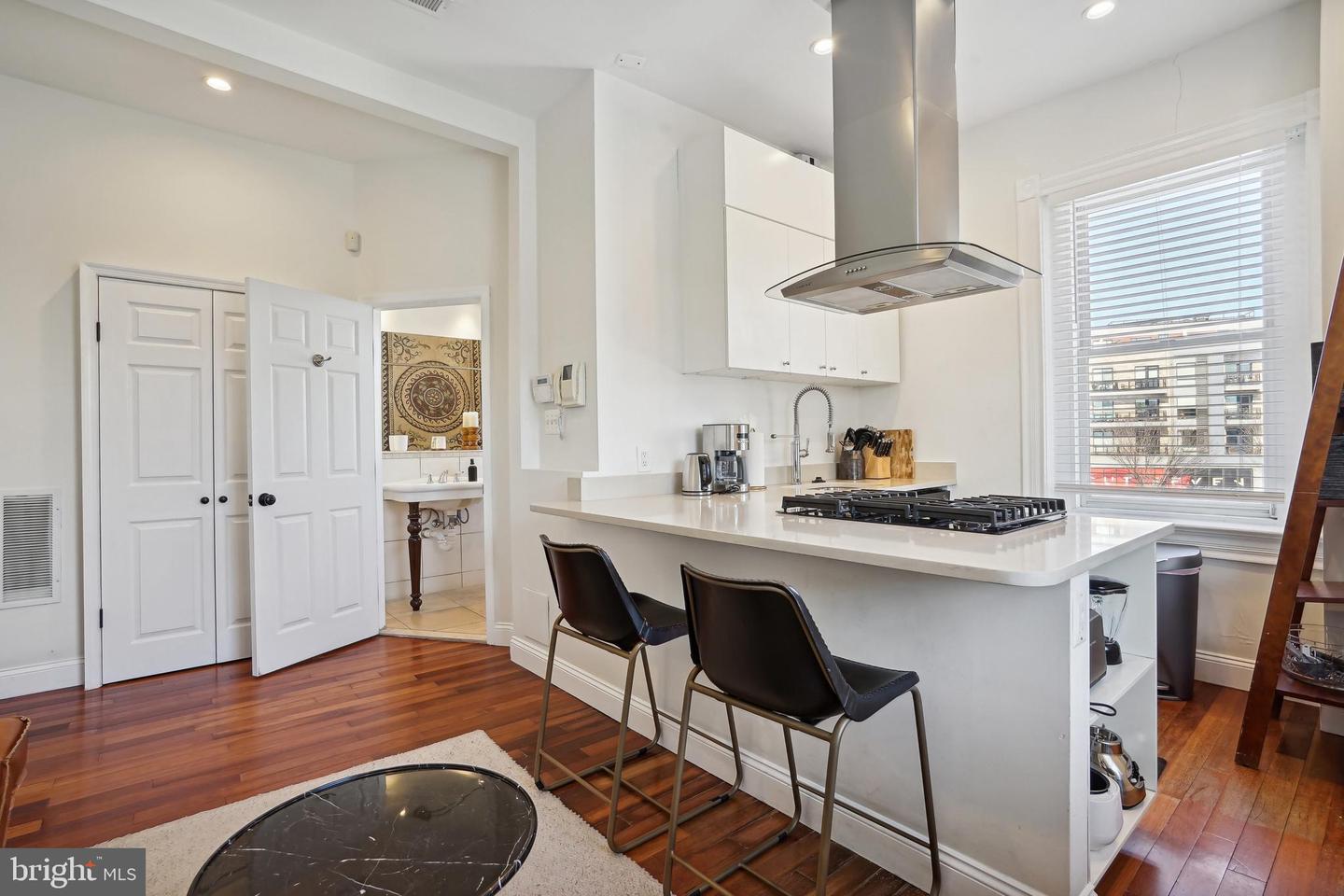 1101 P St NW