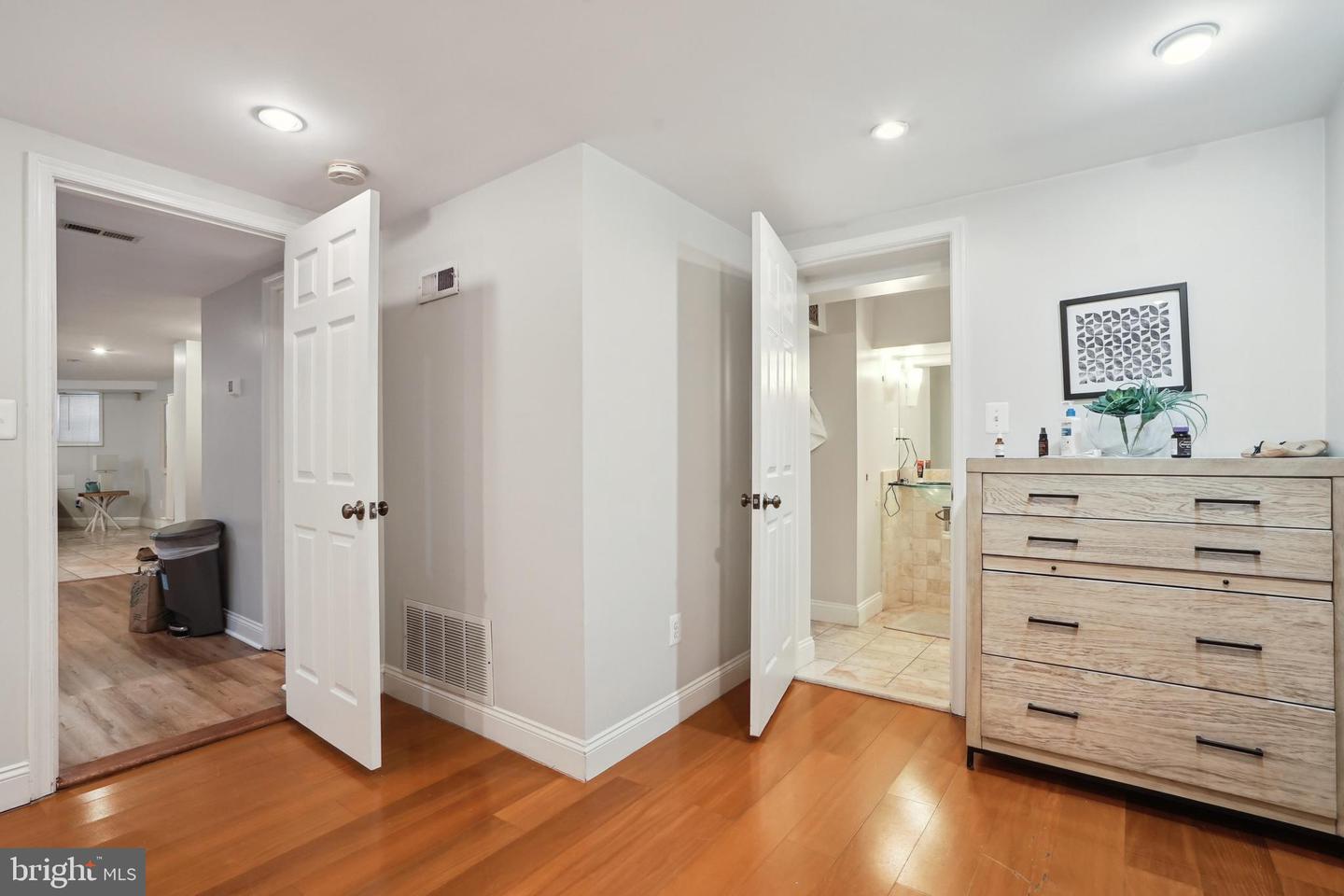 1101 P St NW