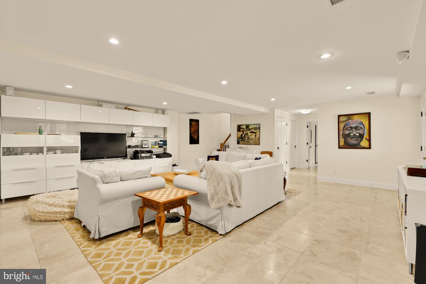 3111 CHAIN BRIDGE RD NW