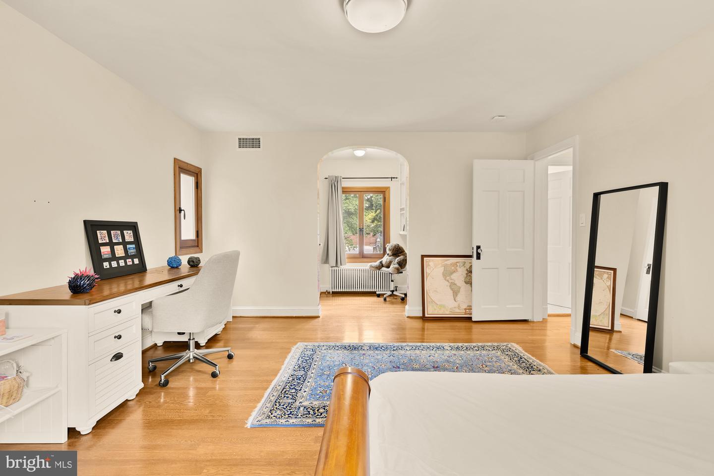3111 CHAIN BRIDGE RD NW