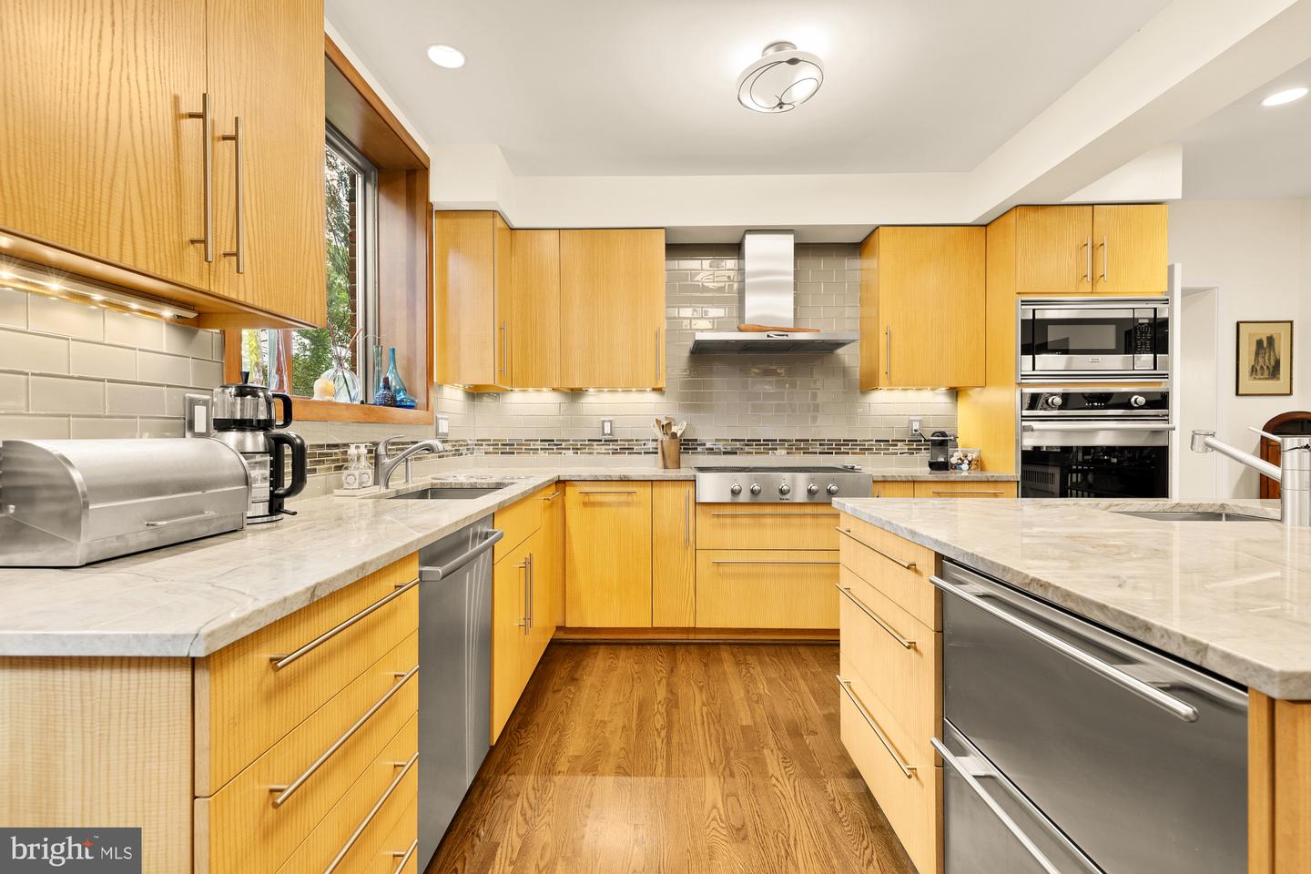 3111 CHAIN BRIDGE RD NW