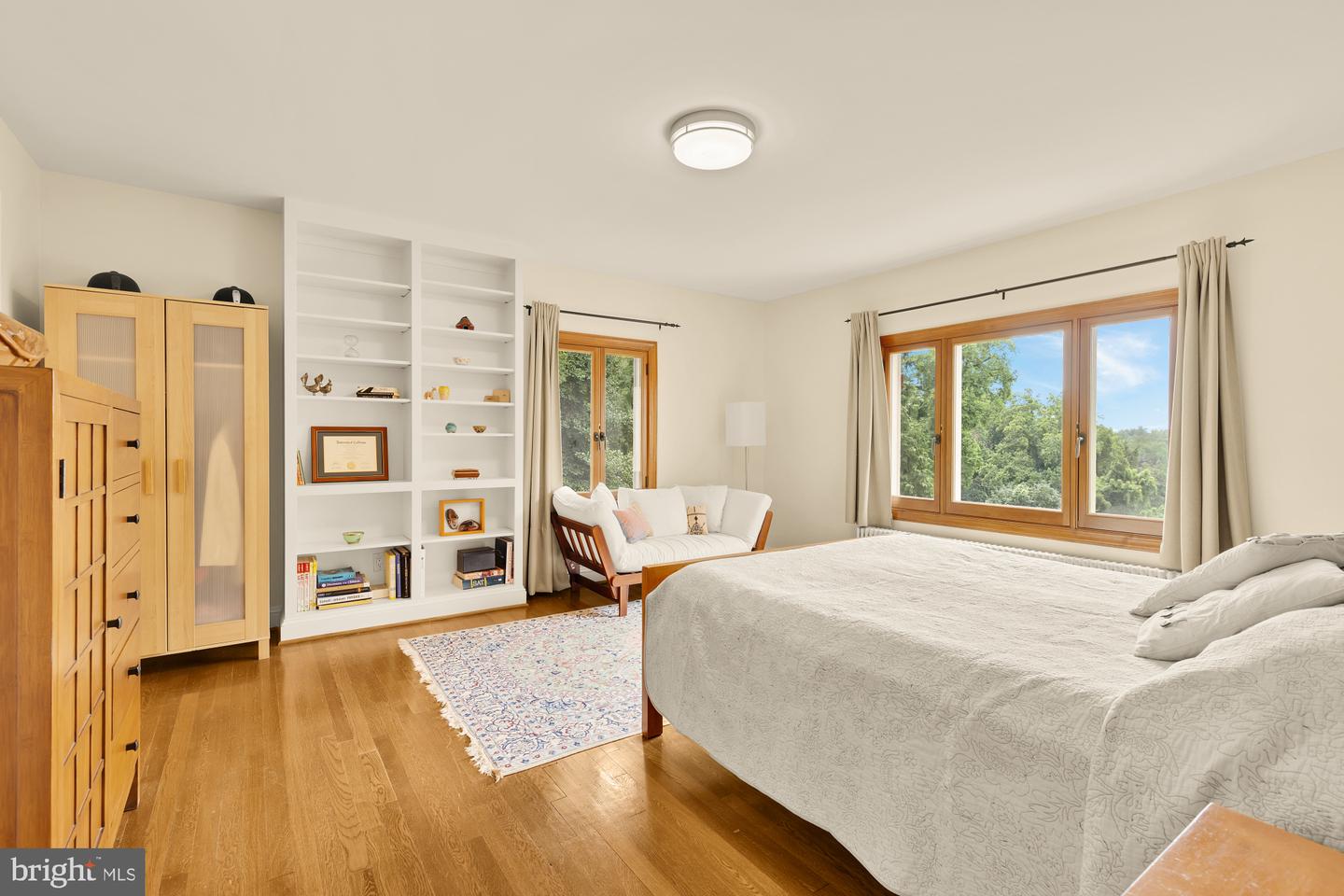 3111 CHAIN BRIDGE RD NW