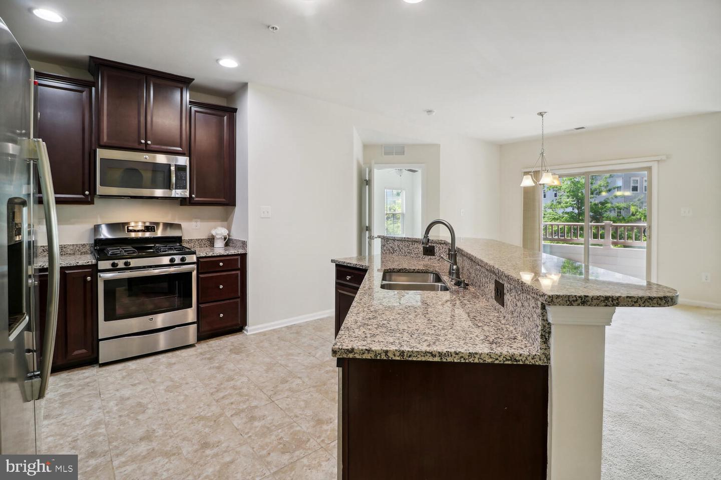 6490 Calverton Dr #204