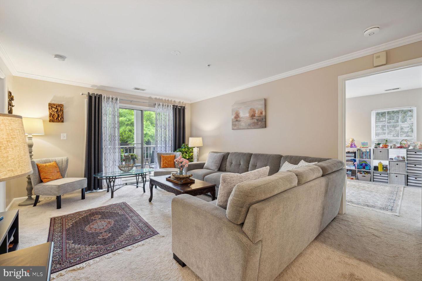 18711 Sparkling Water Dr #10-E