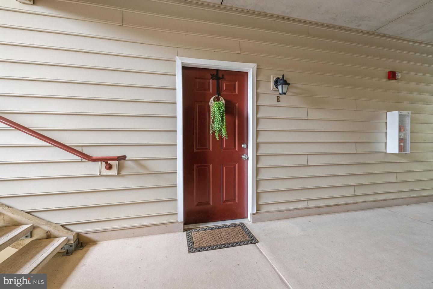 18711 Sparkling Water Dr #10-E