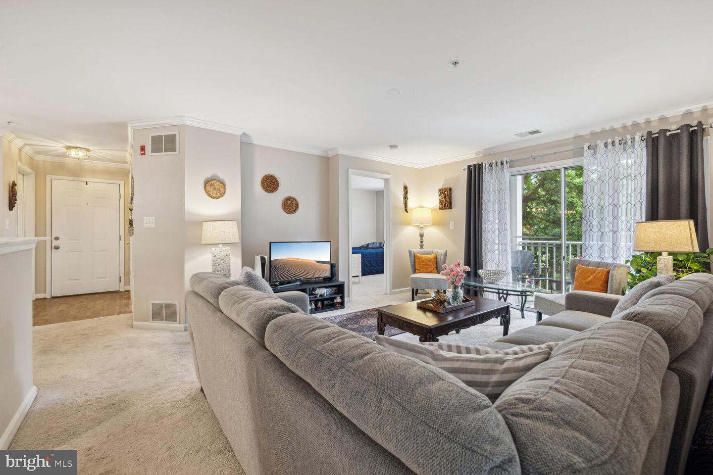 18711 Sparkling Water Dr #10-E