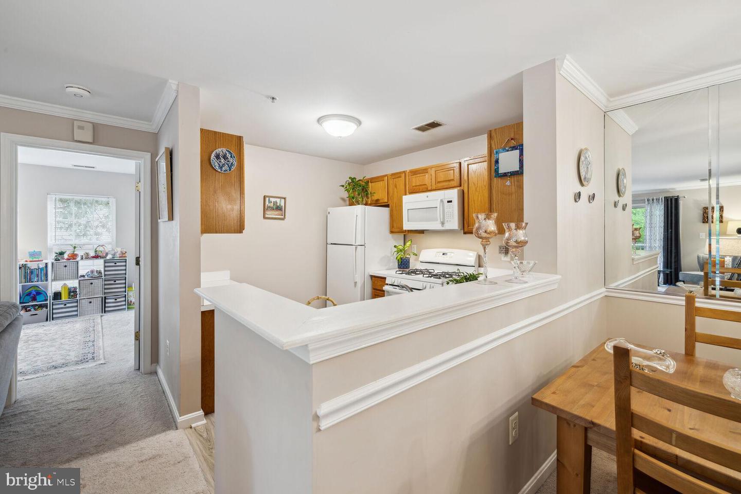 18711 Sparkling Water Dr #10-E