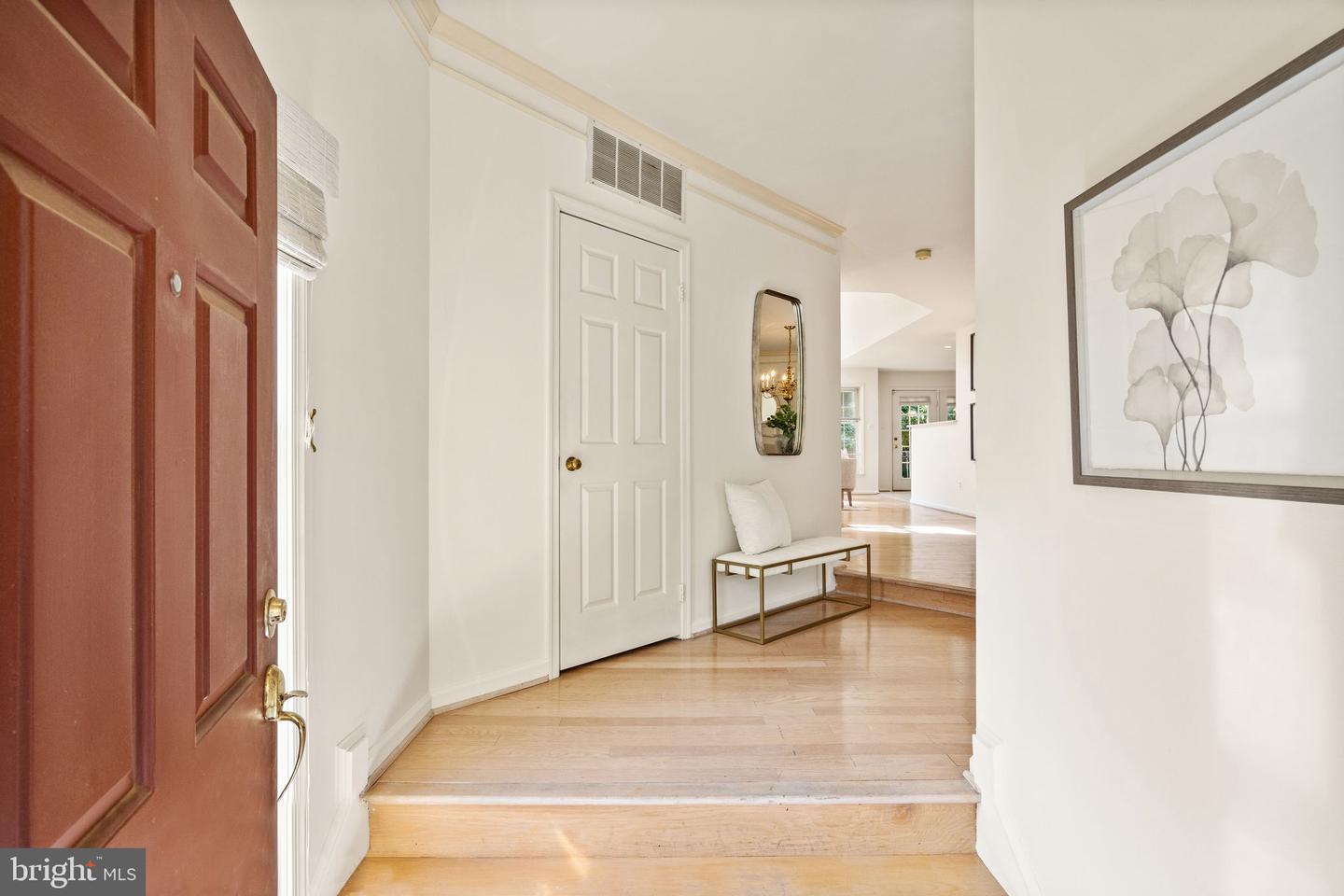 10920 Bloomingdale Dr