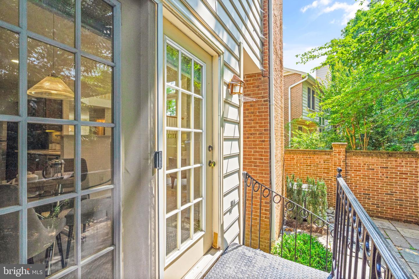 10920 Bloomingdale Dr