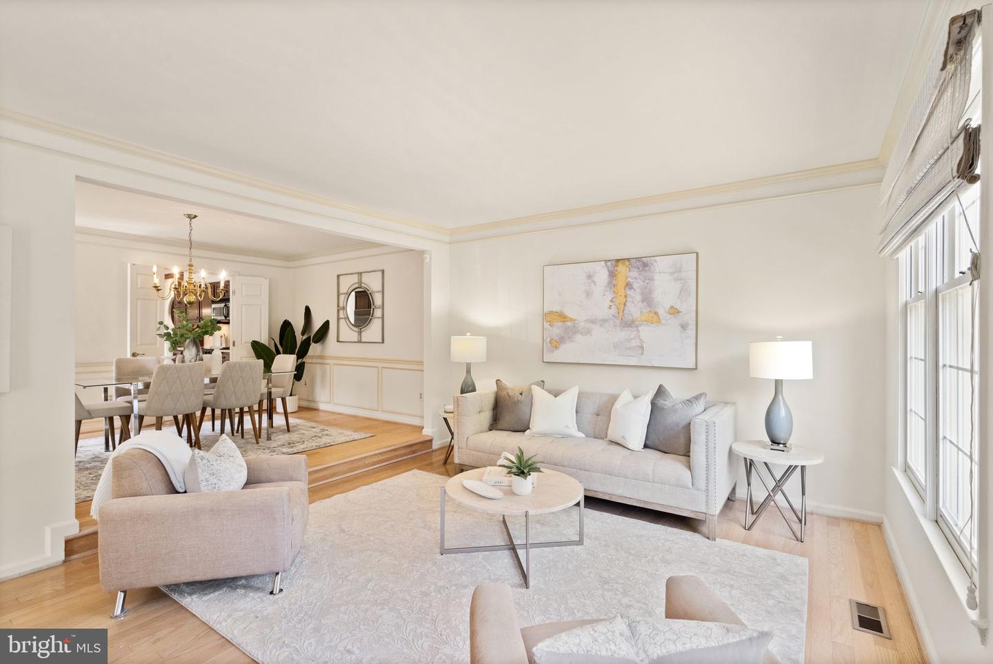 10920 Bloomingdale Dr