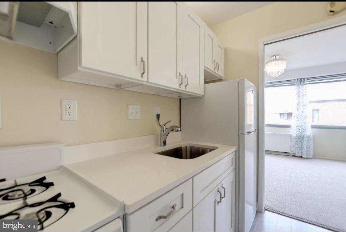 5500 FRIENDSHIP BLVD #1721N