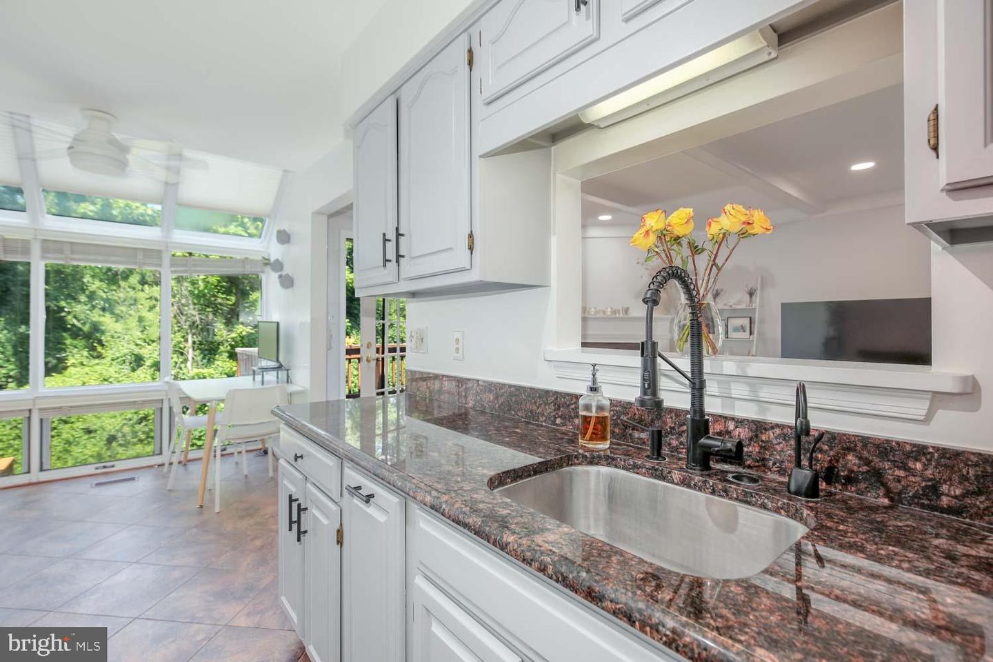 10820 Brewer House Rd