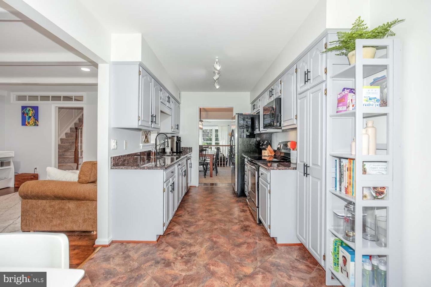 10820 Brewer House Rd