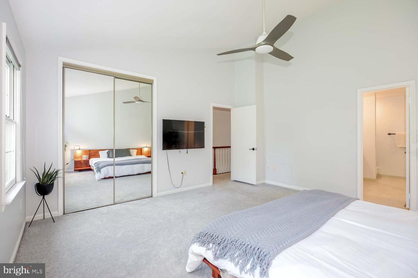 10820 Brewer House Rd