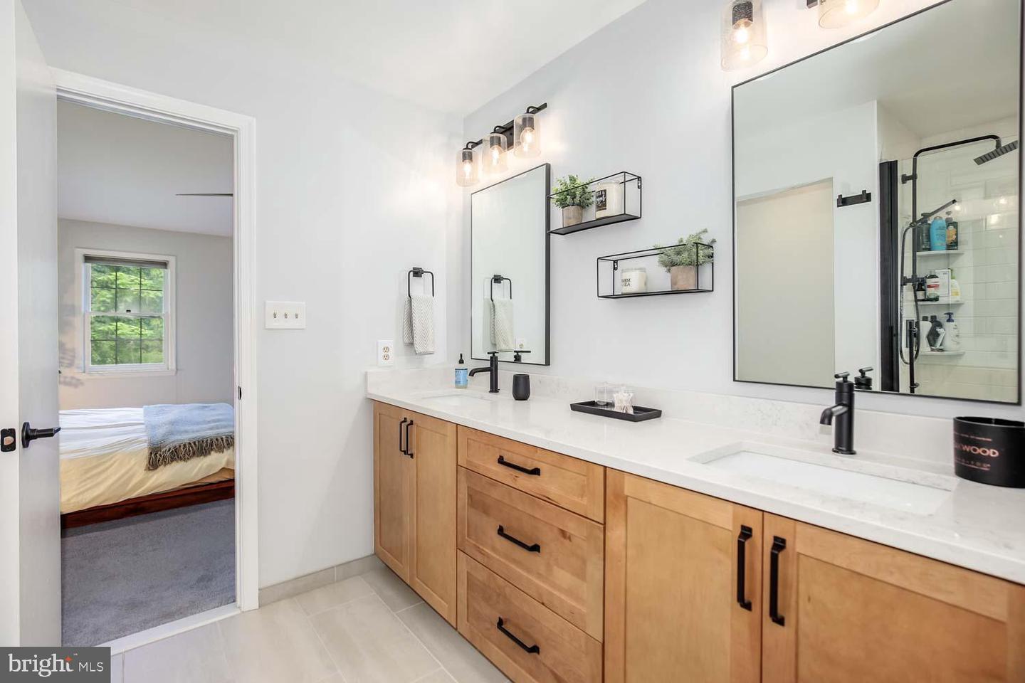 10820 Brewer House Rd