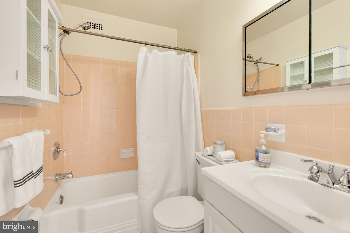 4977 Battery Ln #1-616