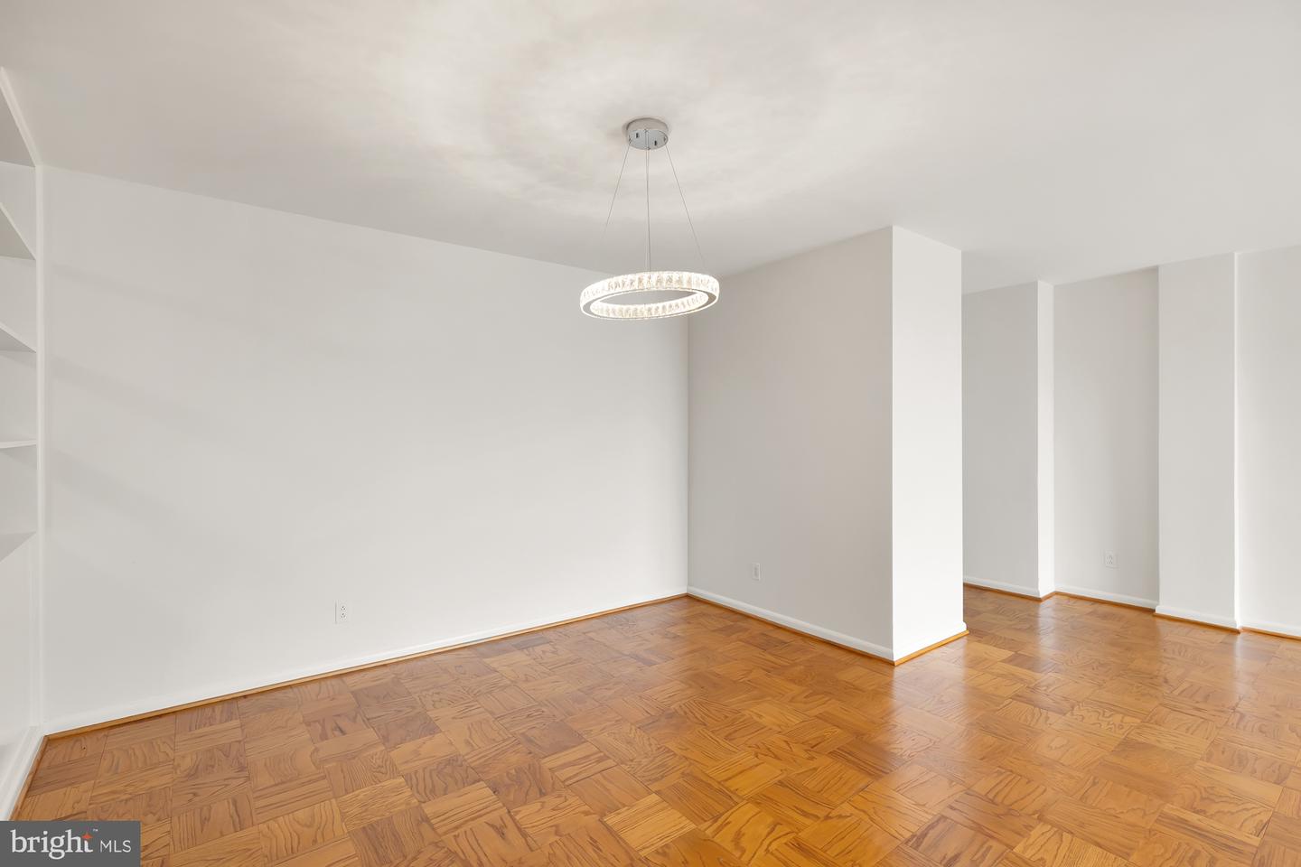 4977 Battery Ln #1-616