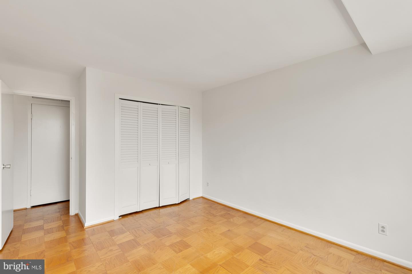 4977 Battery Ln #1-616