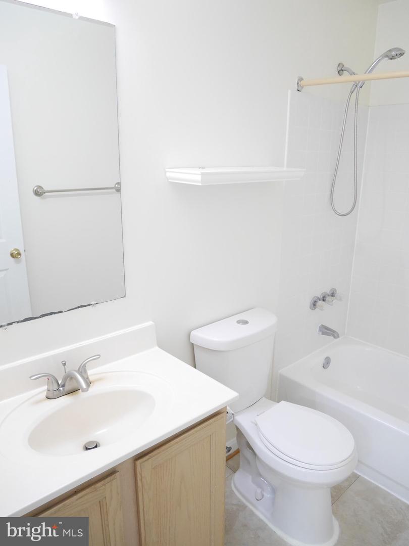 13203-B Astoria Hill Ct #13203