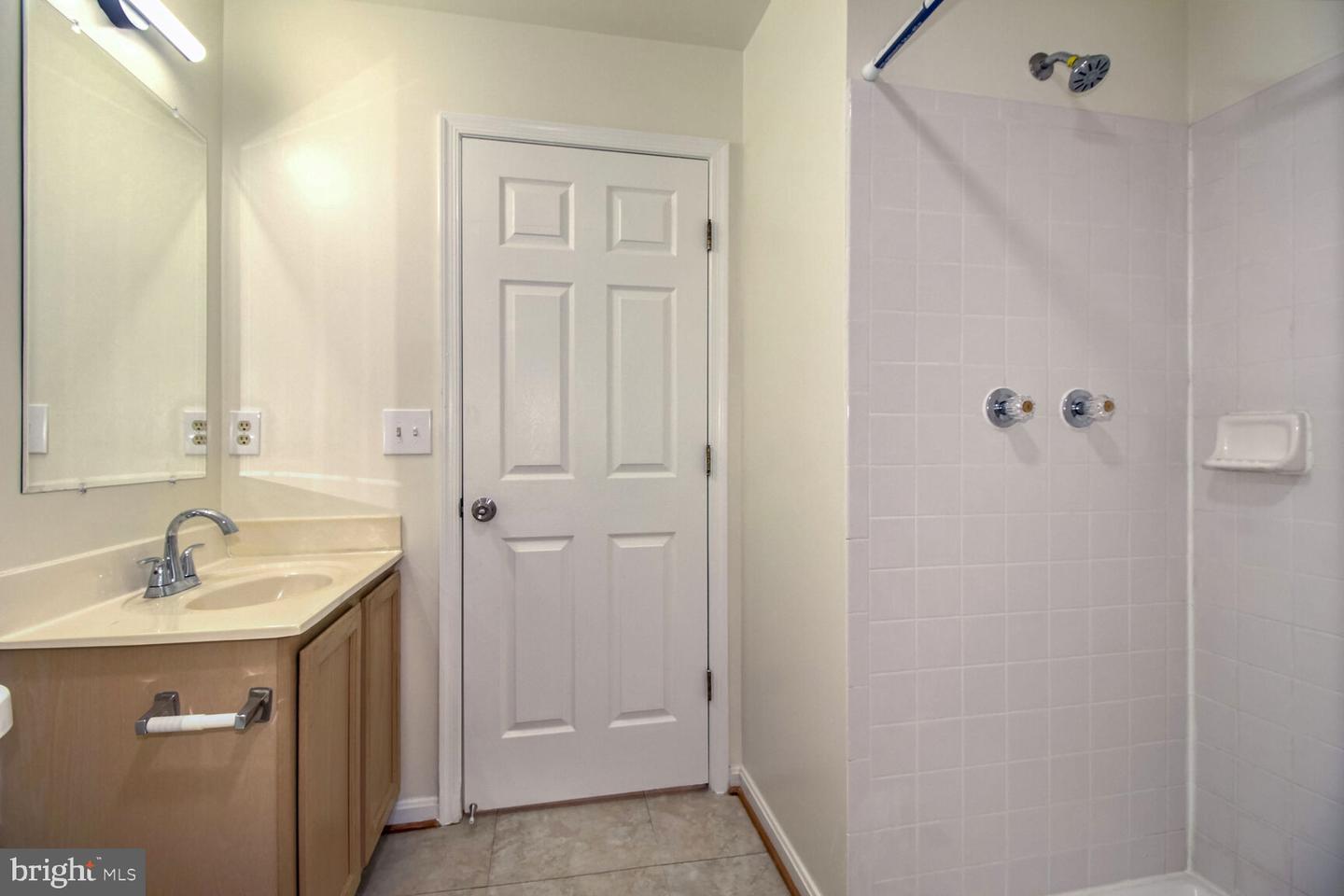 13203 ASTORIA HILL CT #B