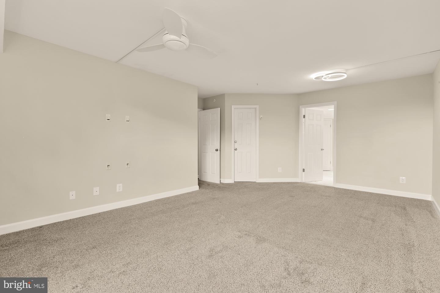 5000 Battery Ln #804