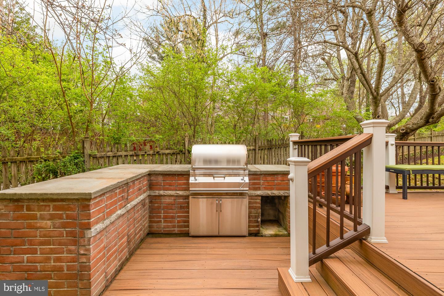 5963 Ranleigh Manor Dr