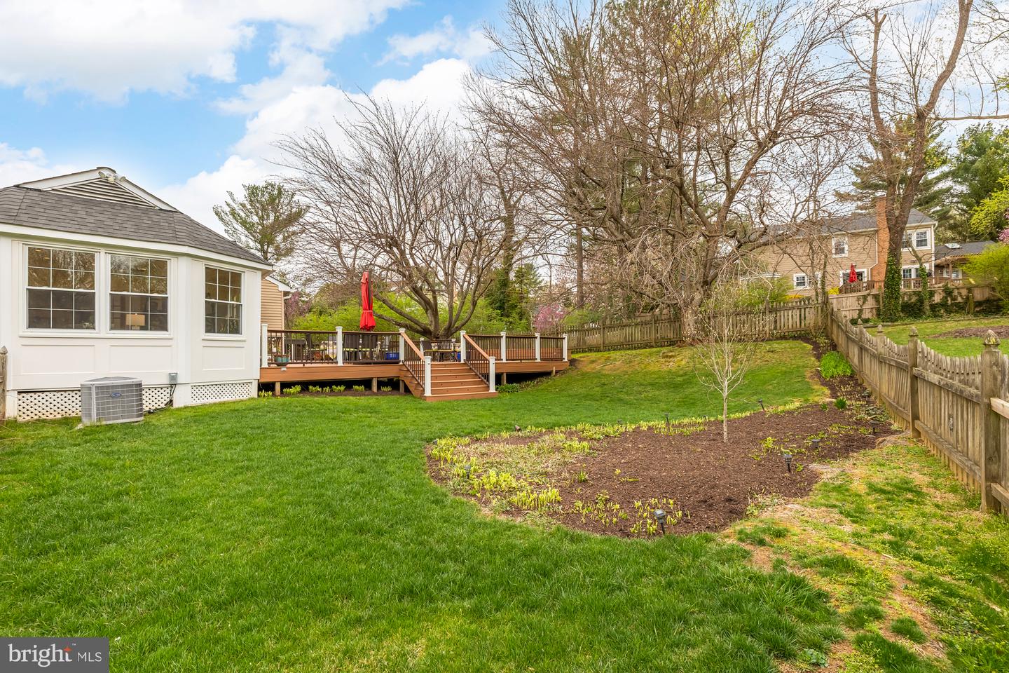 5963 Ranleigh Manor Dr