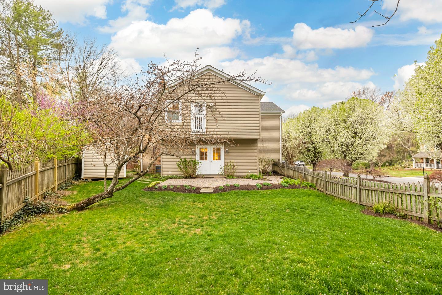 5963 Ranleigh Manor Dr