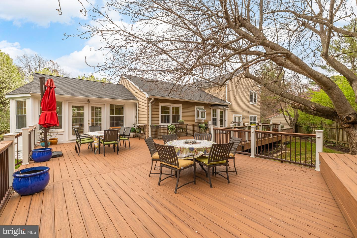 5963 Ranleigh Manor Dr