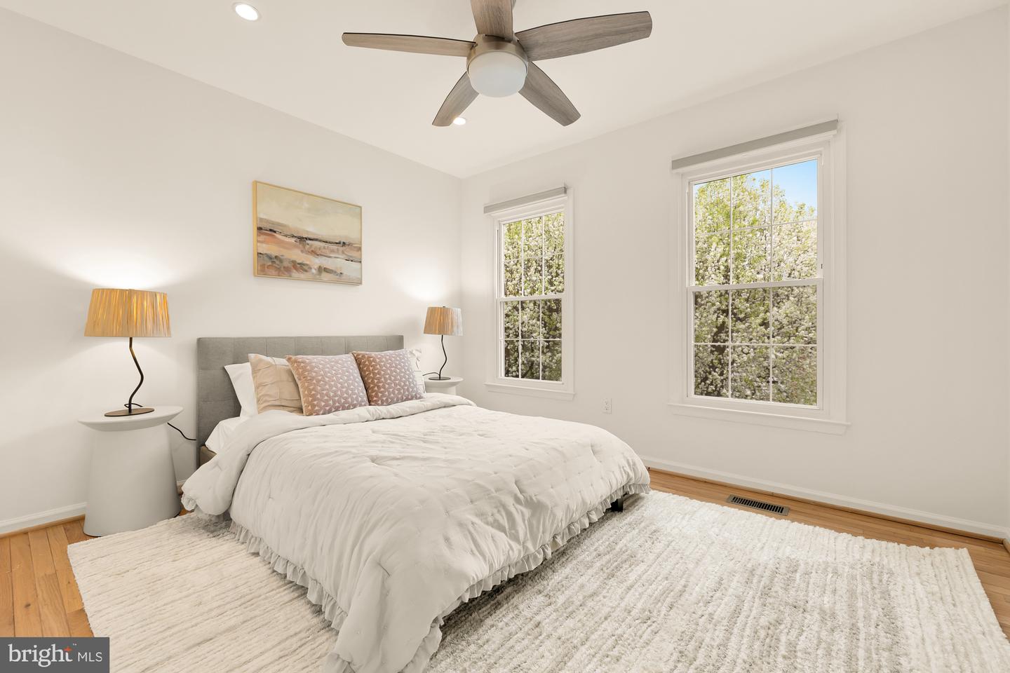 5963 Ranleigh Manor Dr