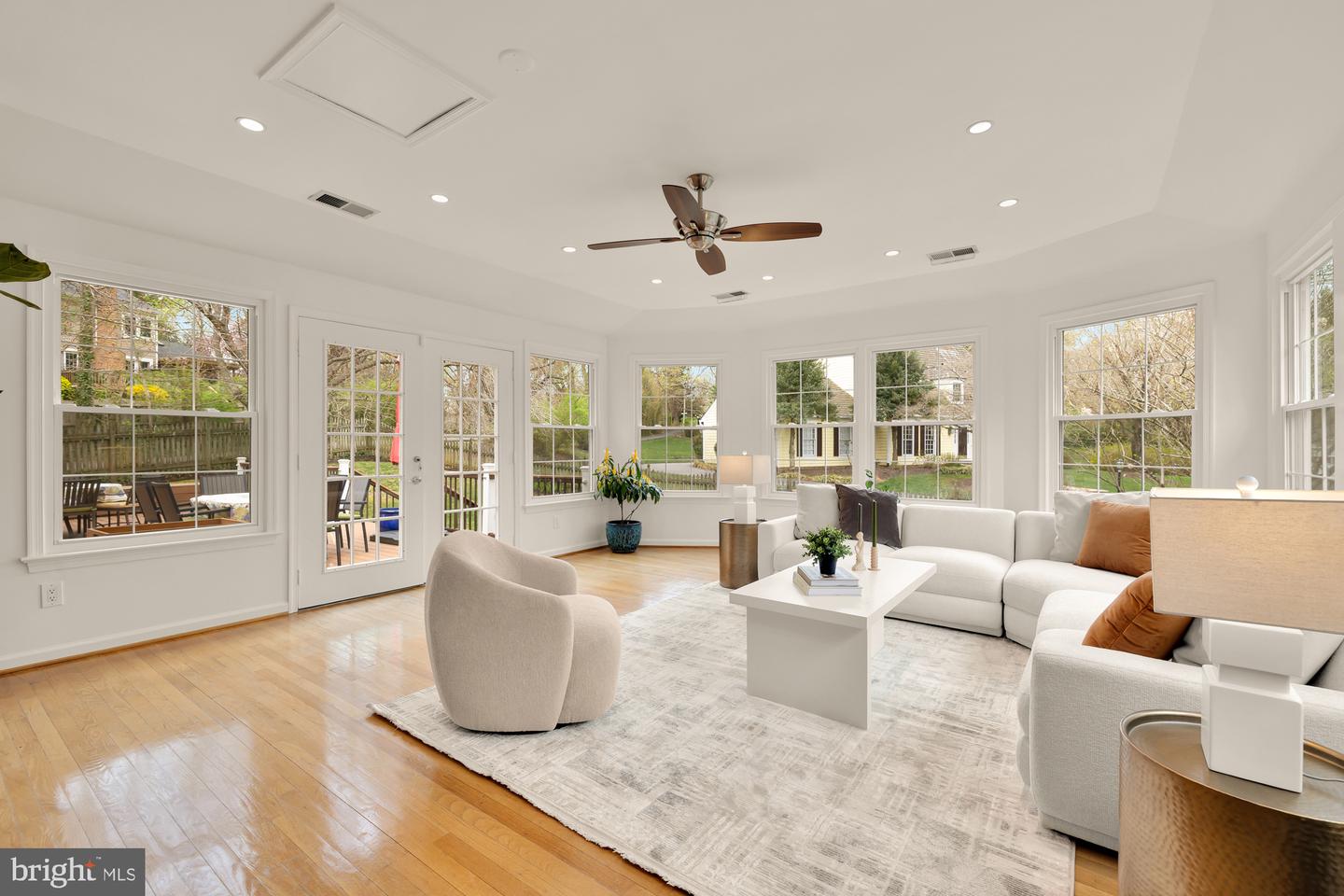 5963 Ranleigh Manor Dr