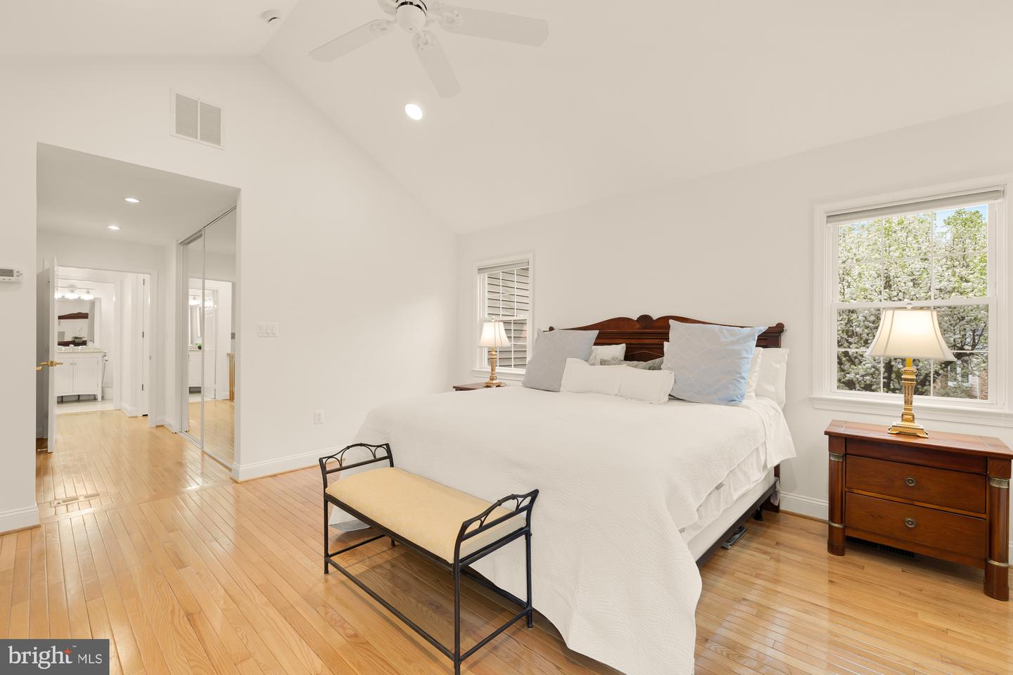 5963 Ranleigh Manor Dr