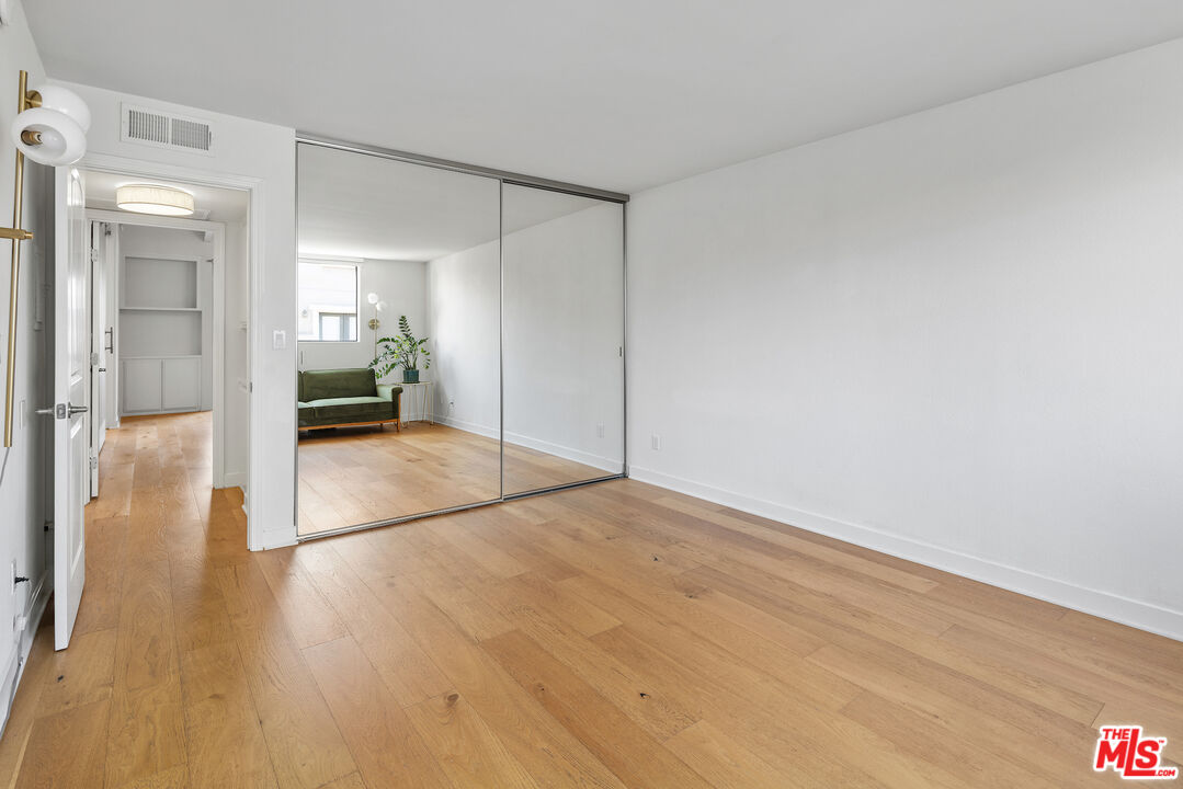 11656 Nebraska Ave Unit: 6