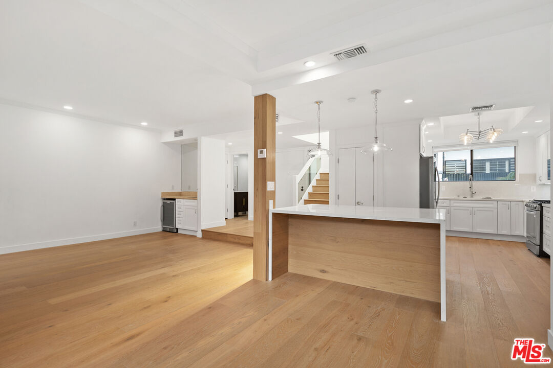 234 S Tower Dr Unit: 2