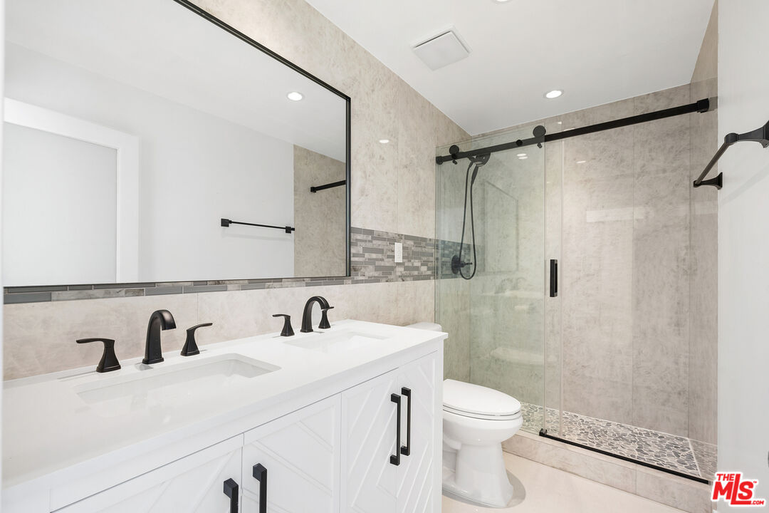 234 S Tower Dr Unit: 2