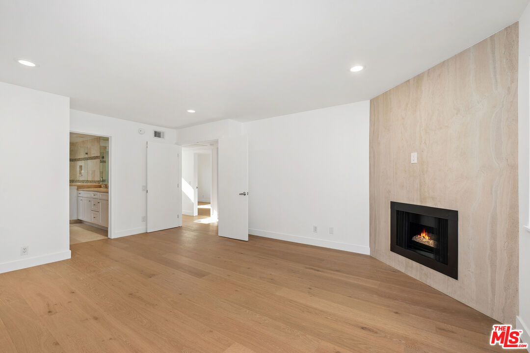 234 S Tower Dr Unit: 2