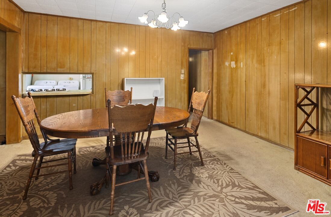 6501 Commodore Sloat Dr